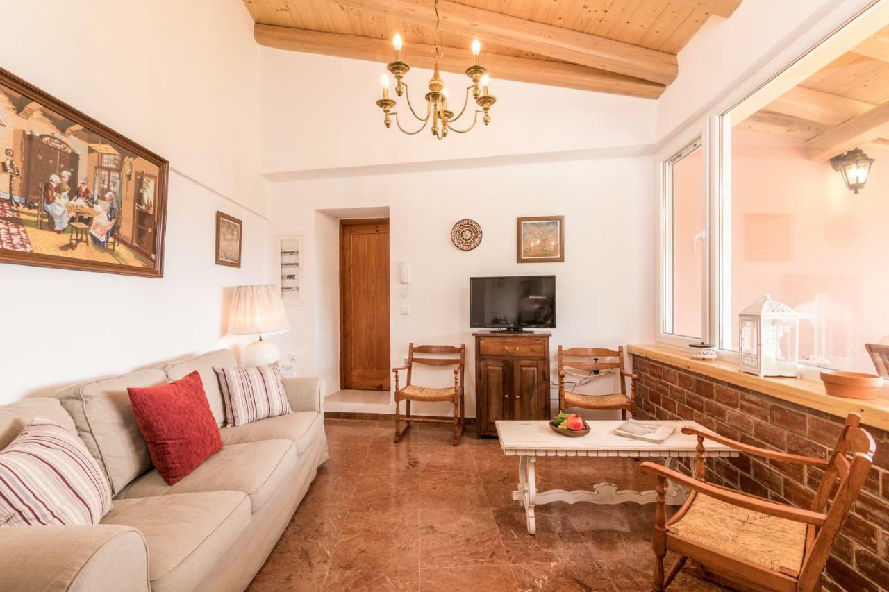 Milena'S Country House Pelekas Luaran gambar